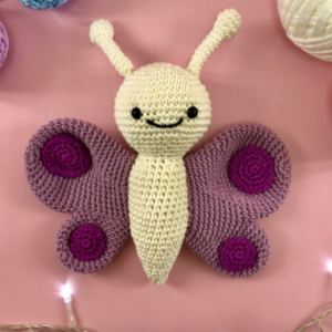 Patrón de mariposa amigurumi