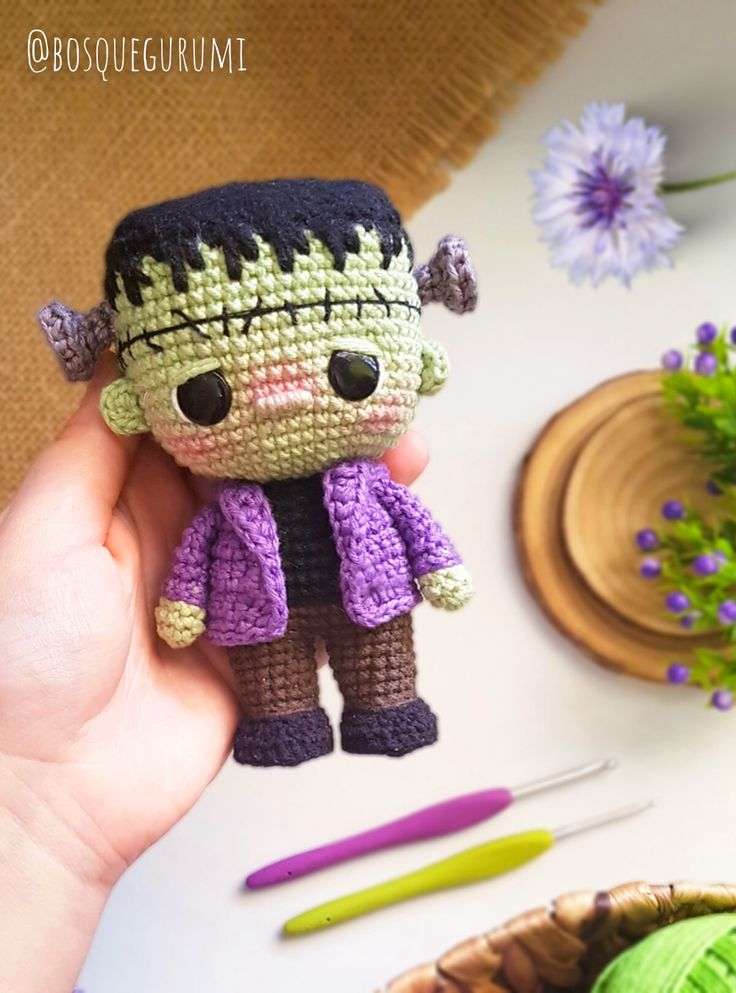 Cómo hacer un amigurumi de Frankenstein