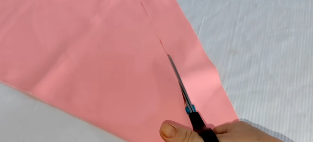 Cómo hacer una flor de tela paso a paso